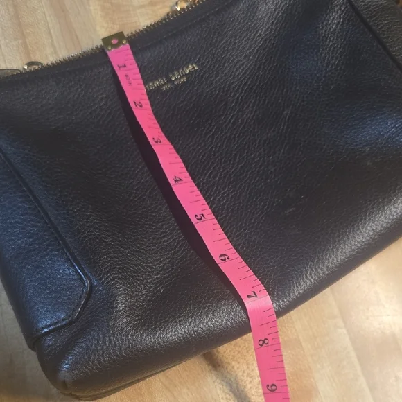 Henri Bendel Black Leather Crossbody Bag with Gold Chain - Picture 12 of 12